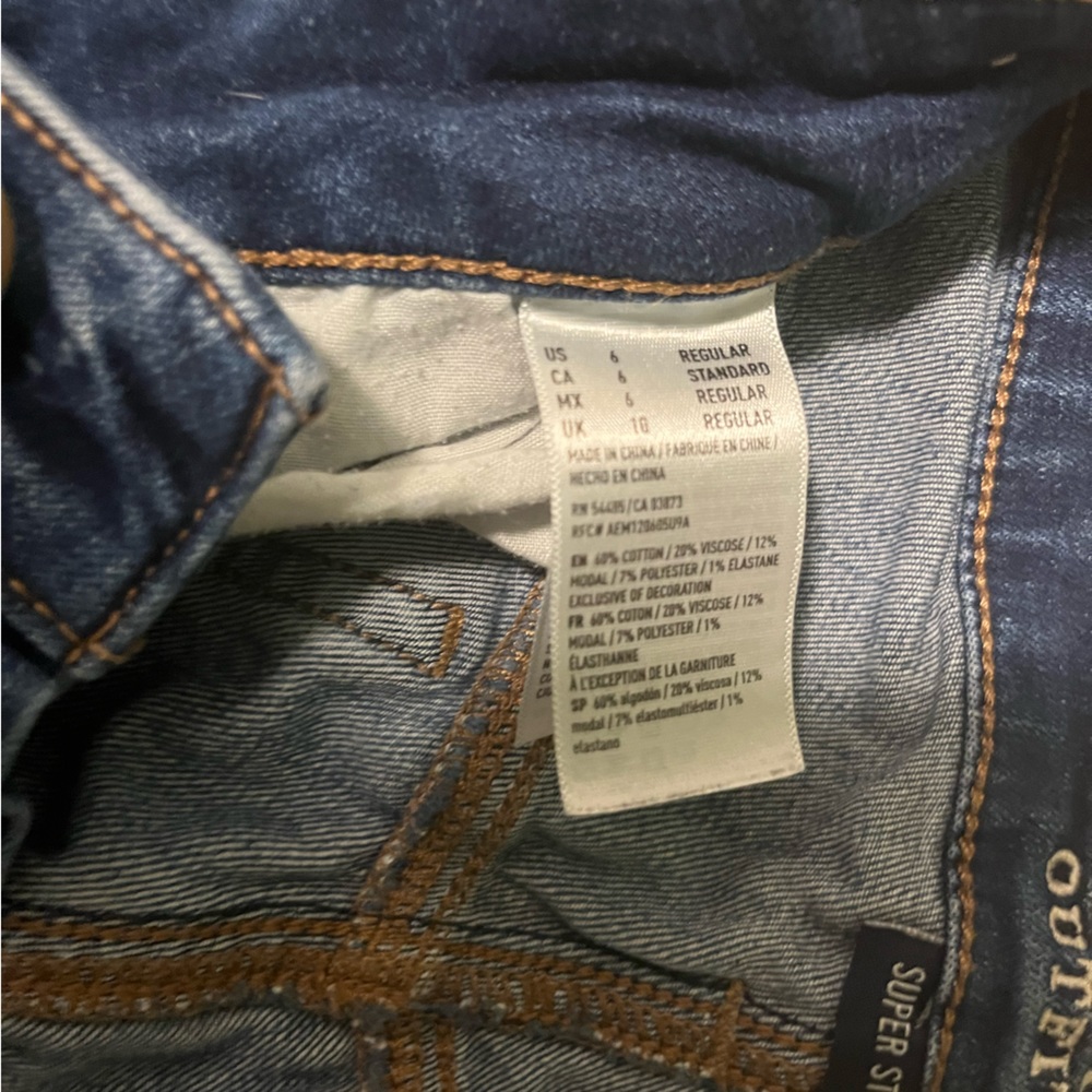 American Eagle Size 6 High Rise Ripped Jegging - Picture 3 of 4